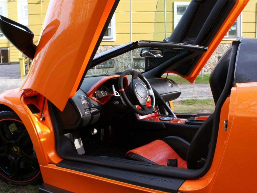  Lamborghini Murcielago Roadster by Status Design 2010 года  (фото 8 из 15)